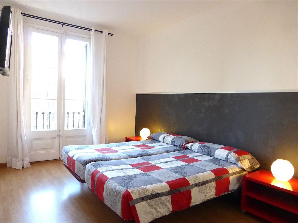 Super Balmes Guest House Barcelona Exterior foto