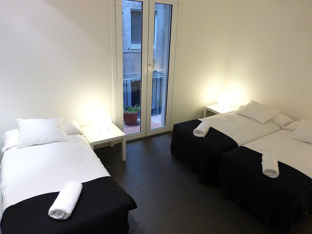 Super Balmes Guest House Barcelona Exterior foto