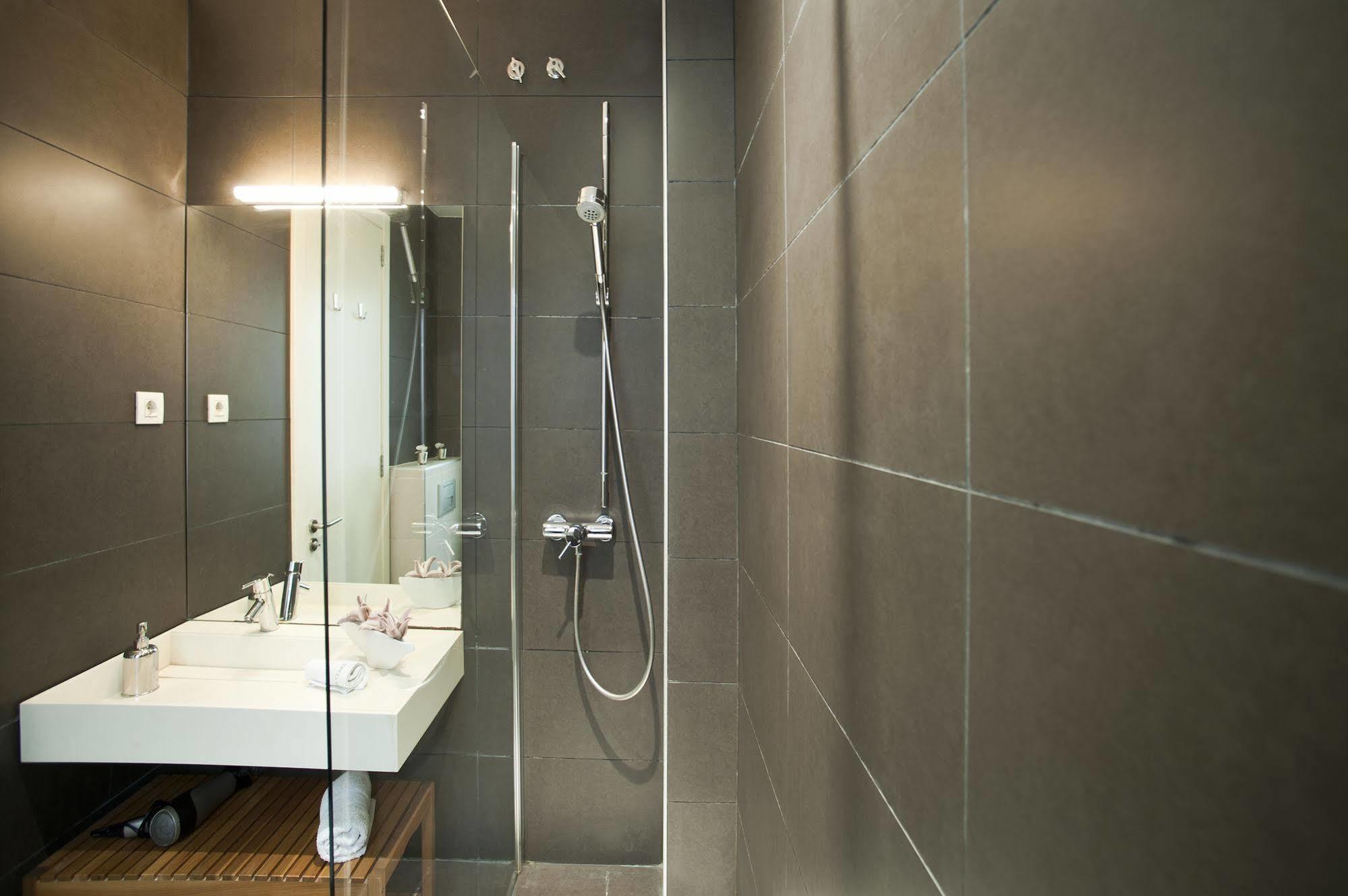 Super Balmes Guest House Barcelona Exterior foto
